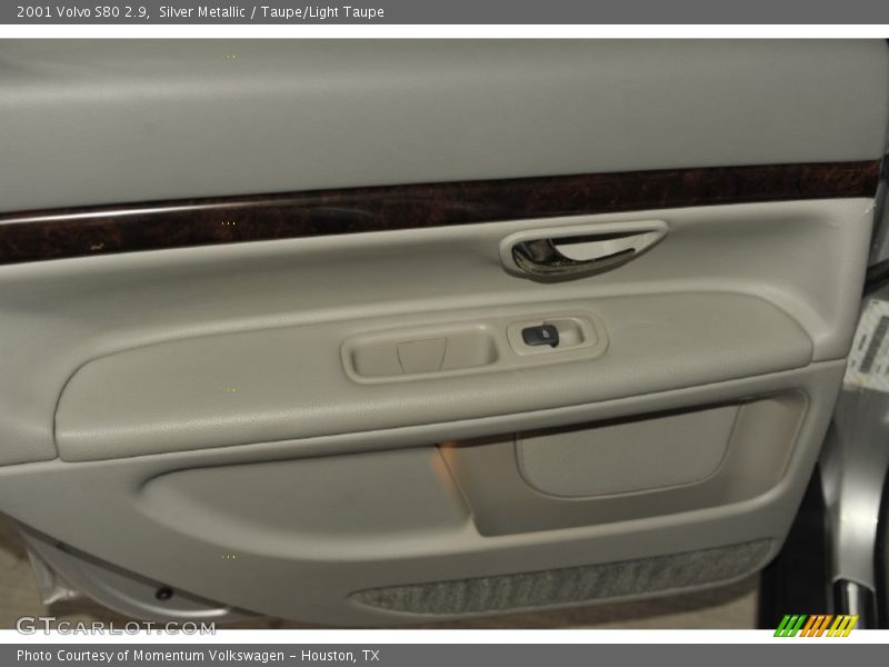 Silver Metallic / Taupe/Light Taupe 2001 Volvo S80 2.9