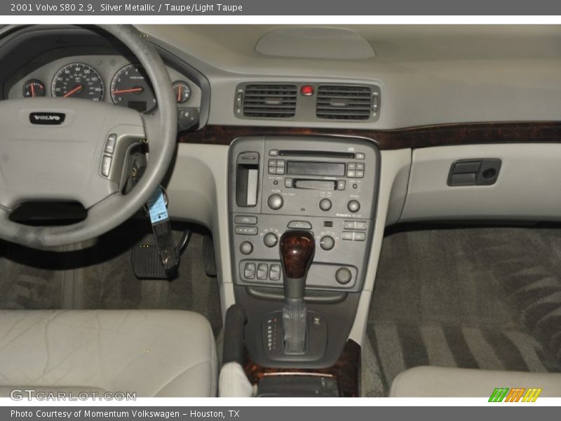 Silver Metallic / Taupe/Light Taupe 2001 Volvo S80 2.9