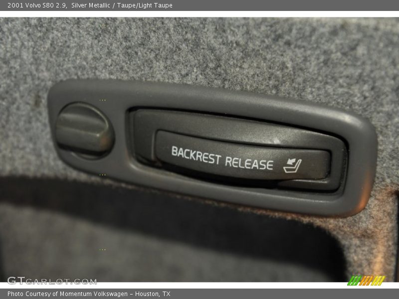 Silver Metallic / Taupe/Light Taupe 2001 Volvo S80 2.9