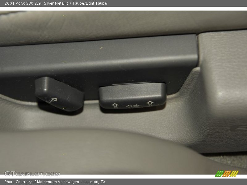 Silver Metallic / Taupe/Light Taupe 2001 Volvo S80 2.9
