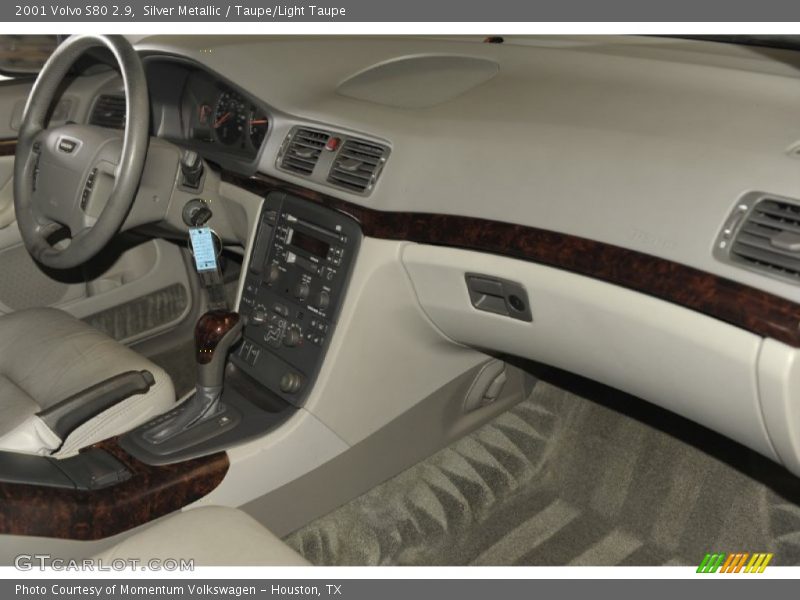 Silver Metallic / Taupe/Light Taupe 2001 Volvo S80 2.9
