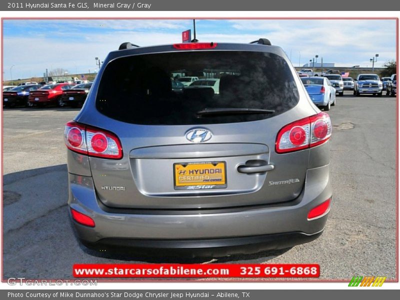 Mineral Gray / Gray 2011 Hyundai Santa Fe GLS