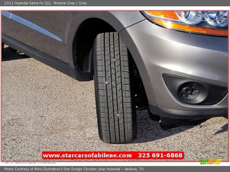 Mineral Gray / Gray 2011 Hyundai Santa Fe GLS