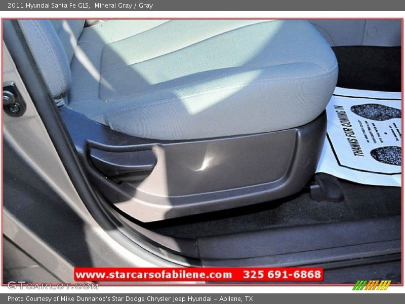 Mineral Gray / Gray 2011 Hyundai Santa Fe GLS