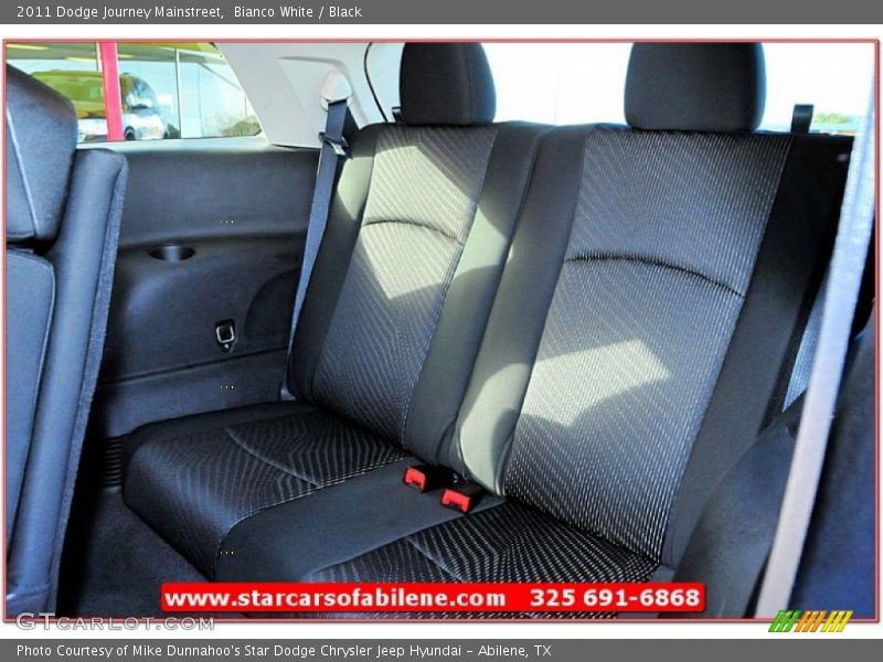 Bianco White / Black 2011 Dodge Journey Mainstreet