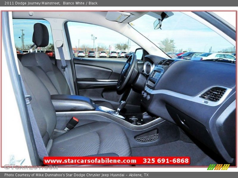 Bianco White / Black 2011 Dodge Journey Mainstreet