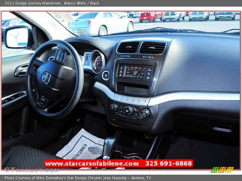 Bianco White / Black 2011 Dodge Journey Mainstreet