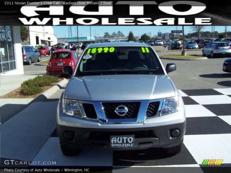 Radiant Silver Metallic / Steel 2011 Nissan Frontier S Crew Cab