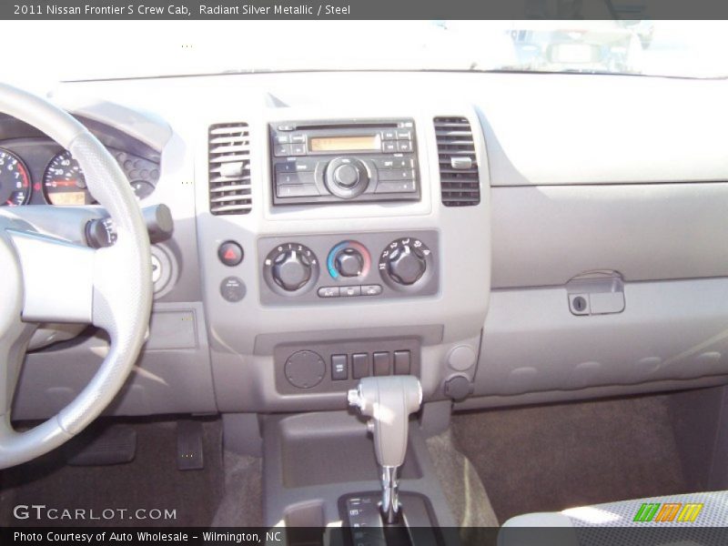 Radiant Silver Metallic / Steel 2011 Nissan Frontier S Crew Cab