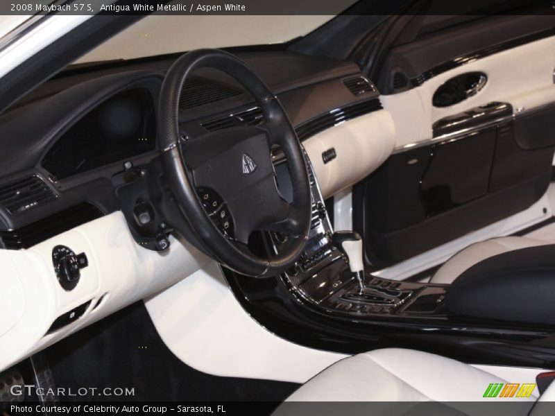 Dashboard of 2008 57 S