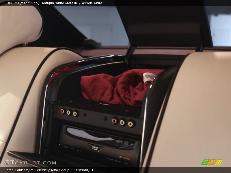 Antigua White Metallic / Aspen White 2008 Maybach 57 S