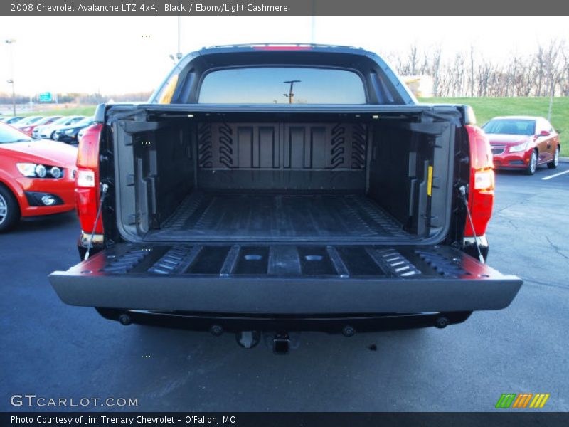 Black / Ebony/Light Cashmere 2008 Chevrolet Avalanche LTZ 4x4