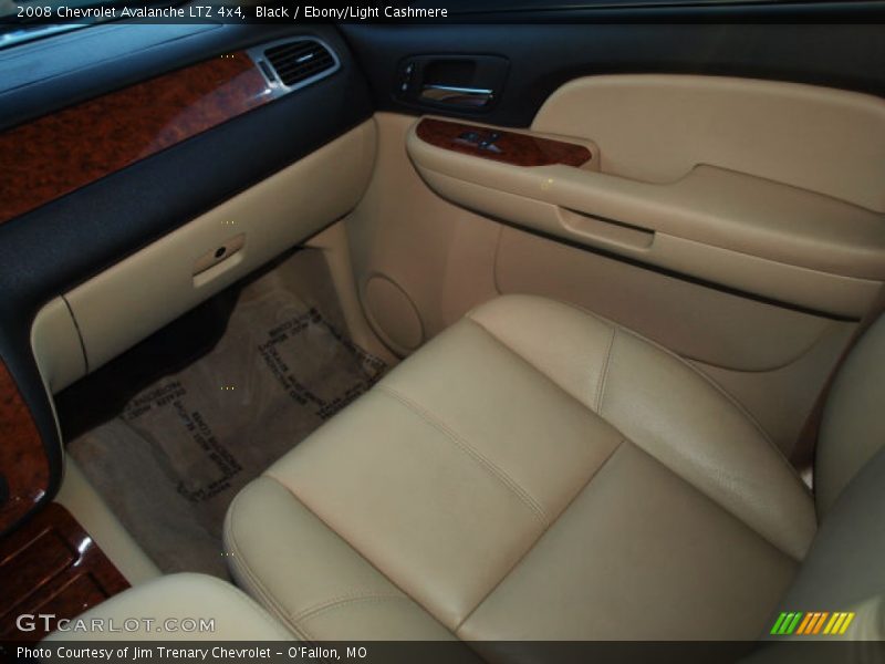 Black / Ebony/Light Cashmere 2008 Chevrolet Avalanche LTZ 4x4