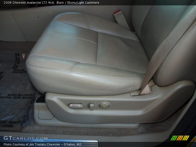 Black / Ebony/Light Cashmere 2008 Chevrolet Avalanche LTZ 4x4