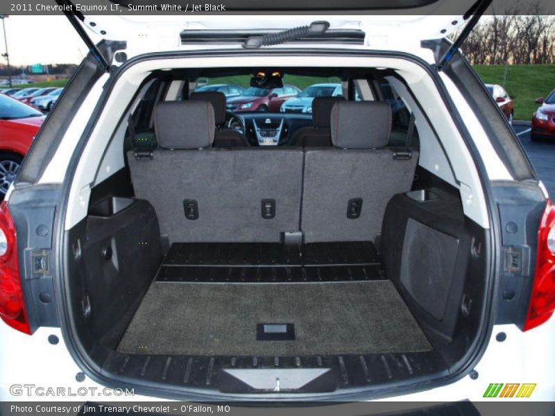 Summit White / Jet Black 2011 Chevrolet Equinox LT