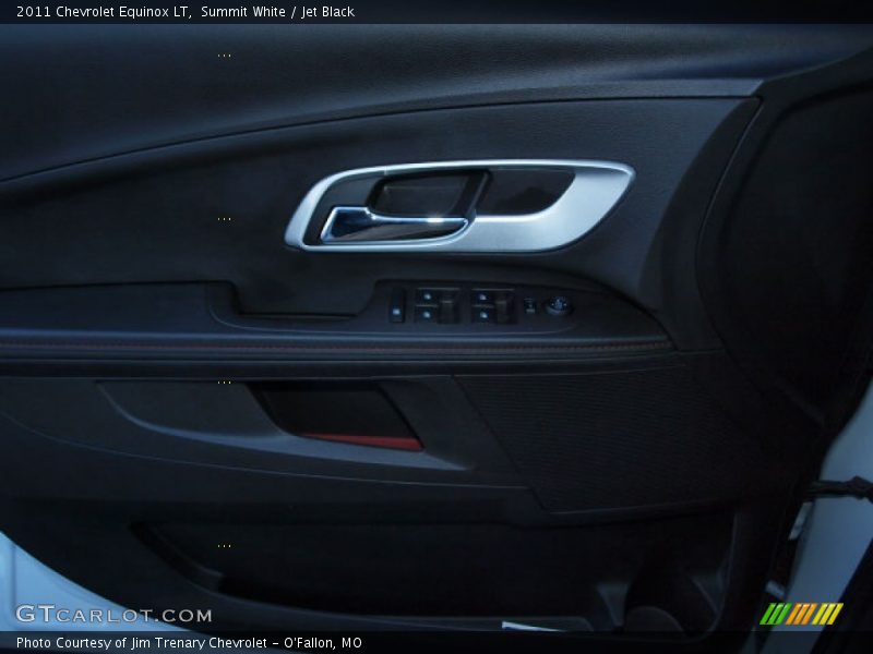 Summit White / Jet Black 2011 Chevrolet Equinox LT