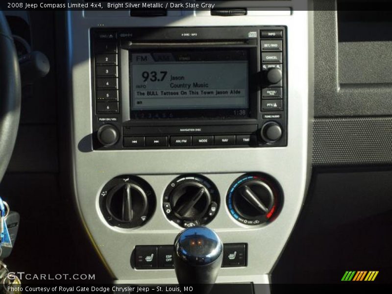 Bright Silver Metallic / Dark Slate Gray 2008 Jeep Compass Limited 4x4