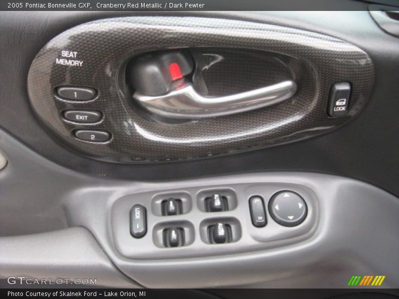Controls of 2005 Bonneville GXP