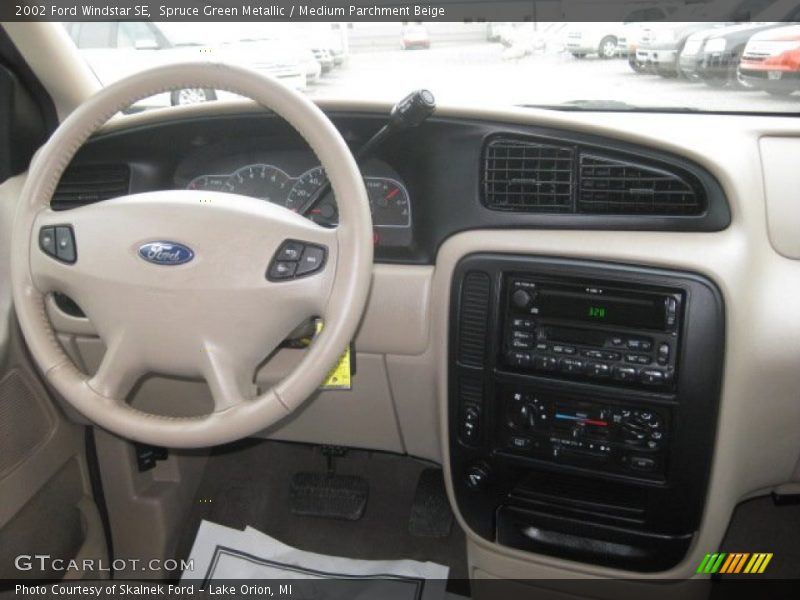 Spruce Green Metallic / Medium Parchment Beige 2002 Ford Windstar SE