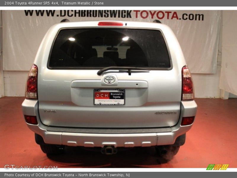 Titanium Metallic / Stone 2004 Toyota 4Runner SR5 4x4