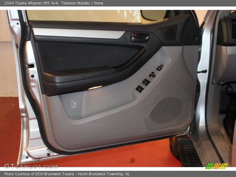 Titanium Metallic / Stone 2004 Toyota 4Runner SR5 4x4