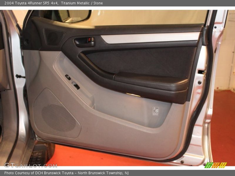 Titanium Metallic / Stone 2004 Toyota 4Runner SR5 4x4