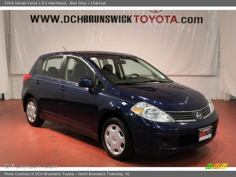 Blue Onyx / Charcoal 2009 Nissan Versa 1.8 S Hatchback