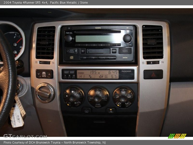 Pacific Blue Metallic / Stone 2004 Toyota 4Runner SR5 4x4