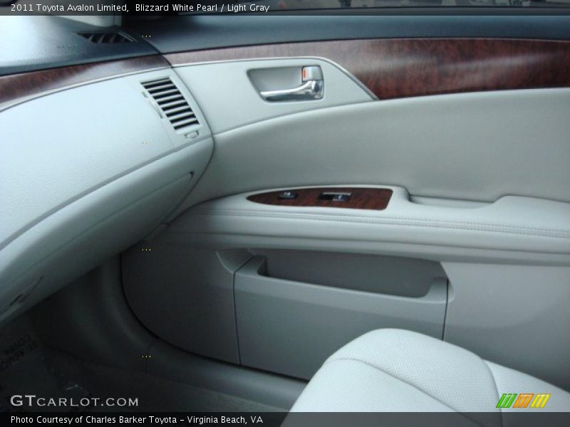 Blizzard White Pearl / Light Gray 2011 Toyota Avalon Limited