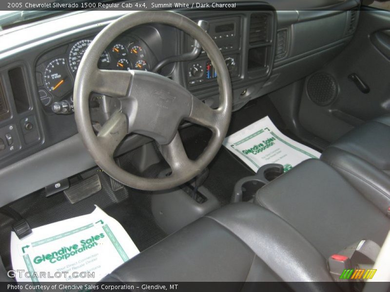 Summit White / Dark Charcoal 2005 Chevrolet Silverado 1500 Regular Cab 4x4