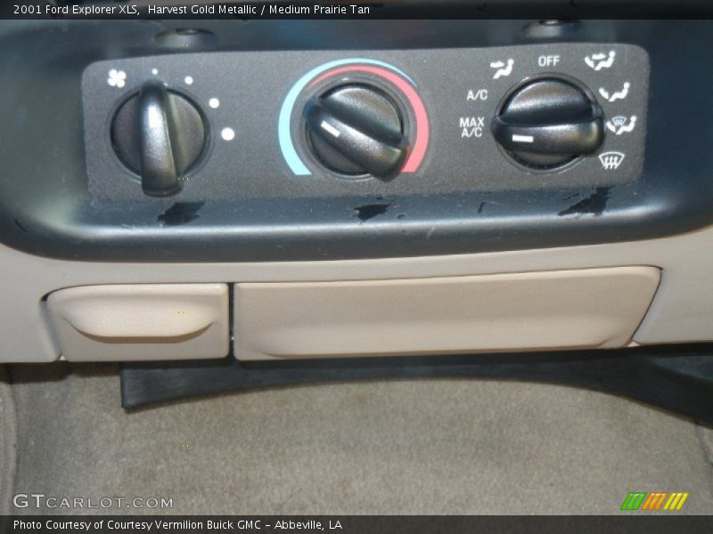 Harvest Gold Metallic / Medium Prairie Tan 2001 Ford Explorer XLS