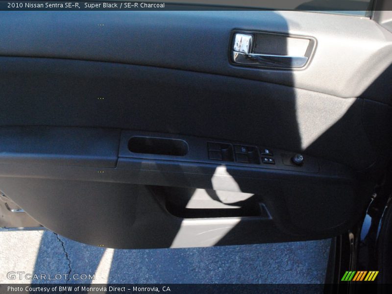 Super Black / SE-R Charcoal 2010 Nissan Sentra SE-R