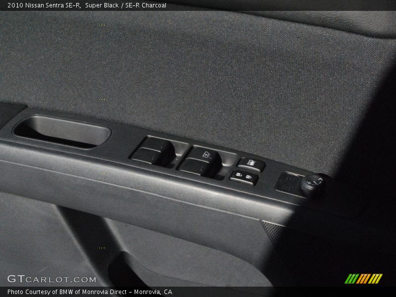 Super Black / SE-R Charcoal 2010 Nissan Sentra SE-R