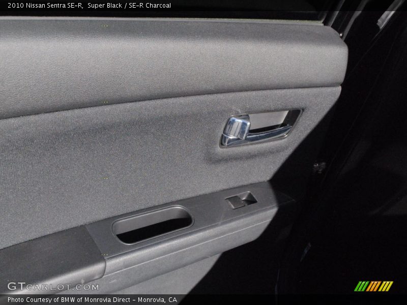 Super Black / SE-R Charcoal 2010 Nissan Sentra SE-R