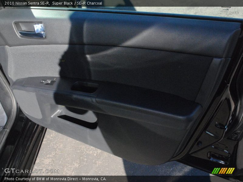 Super Black / SE-R Charcoal 2010 Nissan Sentra SE-R