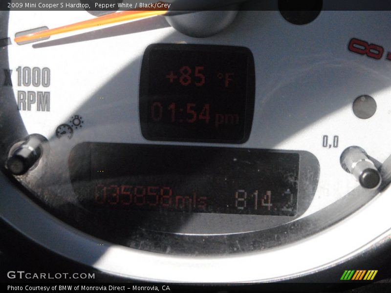 Pepper White / Black/Grey 2009 Mini Cooper S Hardtop