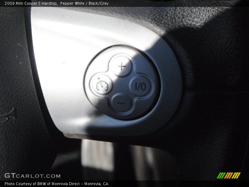 Pepper White / Black/Grey 2009 Mini Cooper S Hardtop
