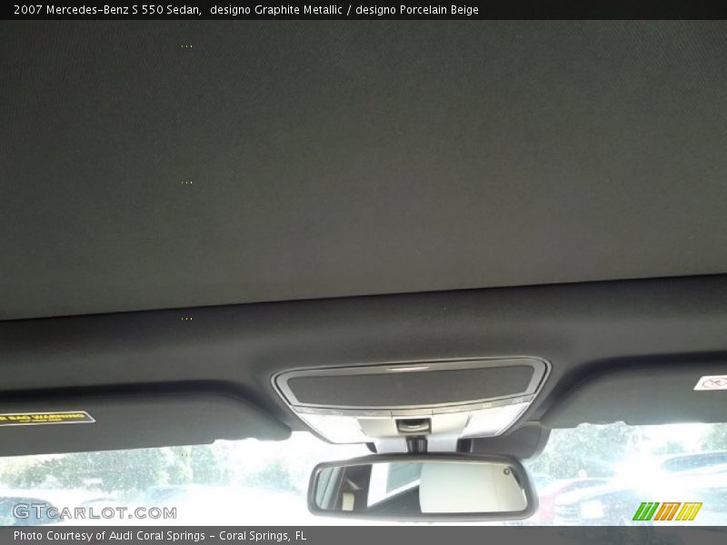 designo Graphite Metallic / designo Porcelain Beige 2007 Mercedes-Benz S 550 Sedan