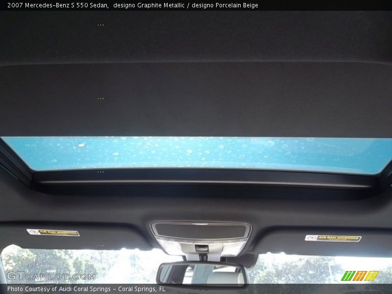 designo Graphite Metallic / designo Porcelain Beige 2007 Mercedes-Benz S 550 Sedan