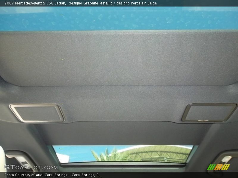 designo Graphite Metallic / designo Porcelain Beige 2007 Mercedes-Benz S 550 Sedan