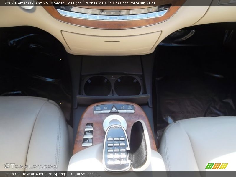 designo Graphite Metallic / designo Porcelain Beige 2007 Mercedes-Benz S 550 Sedan