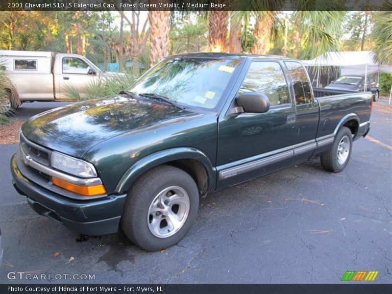 Front 3/4 View of 2001 S10 LS Extended Cab