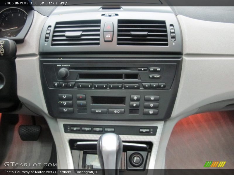 Controls of 2006 X3 3.0i