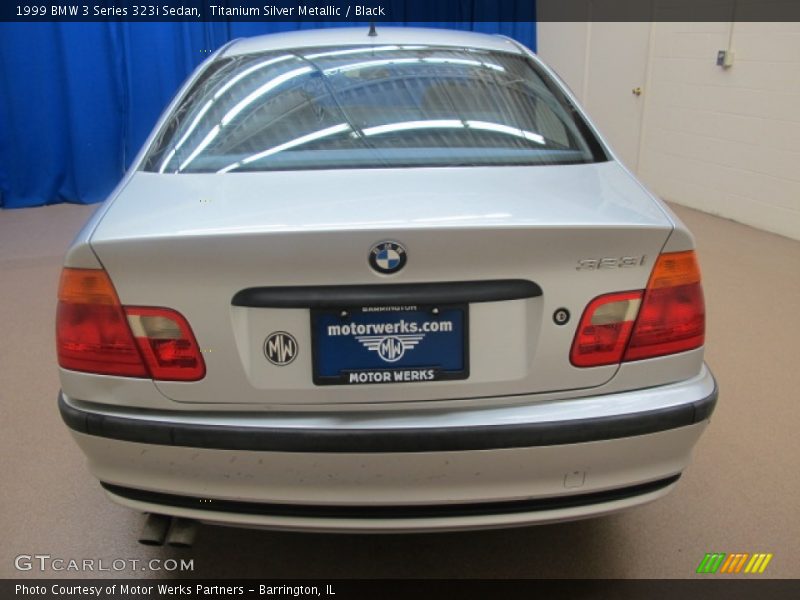 Titanium Silver Metallic / Black 1999 BMW 3 Series 323i Sedan