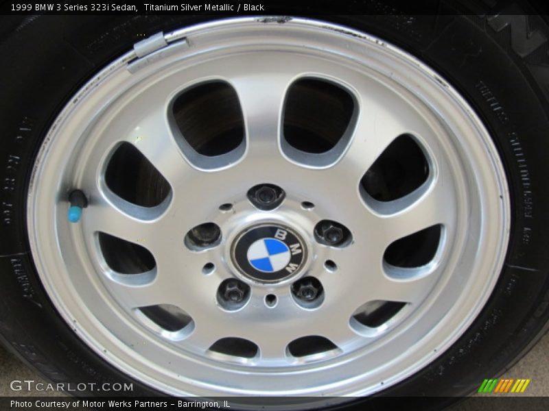  1999 3 Series 323i Sedan Wheel