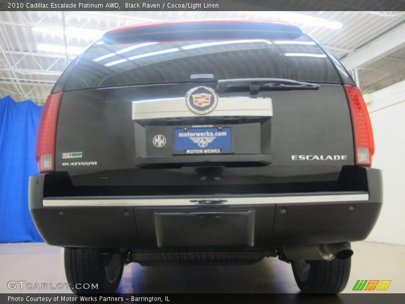 Black Raven / Cocoa/Light Linen 2010 Cadillac Escalade Platinum AWD