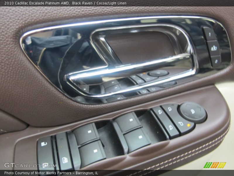 Controls of 2010 Escalade Platinum AWD