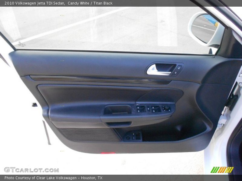 Candy White / Titan Black 2010 Volkswagen Jetta TDI Sedan