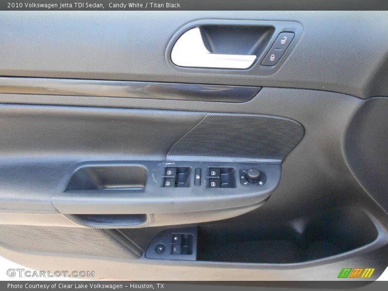 Candy White / Titan Black 2010 Volkswagen Jetta TDI Sedan