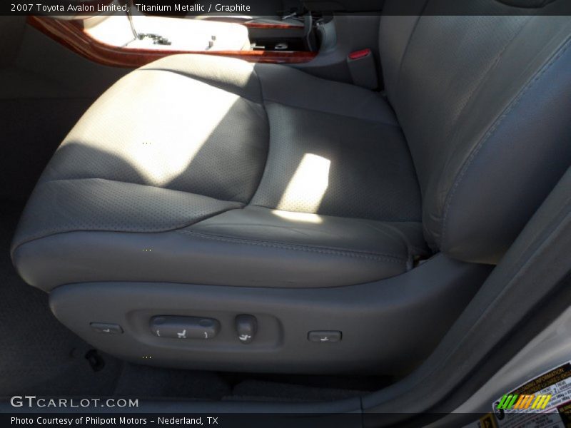 Titanium Metallic / Graphite 2007 Toyota Avalon Limited